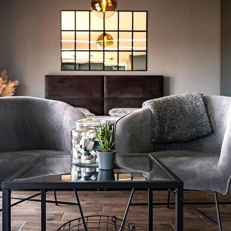 Modern Studio With A Beautiful View 拉布 外观 照片