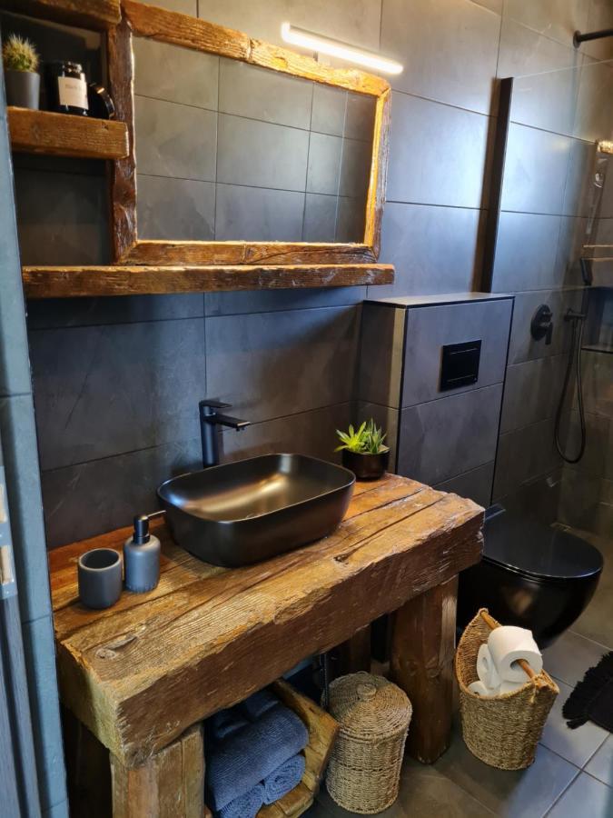 Modern Studio With A Beautiful View 拉布 外观 照片