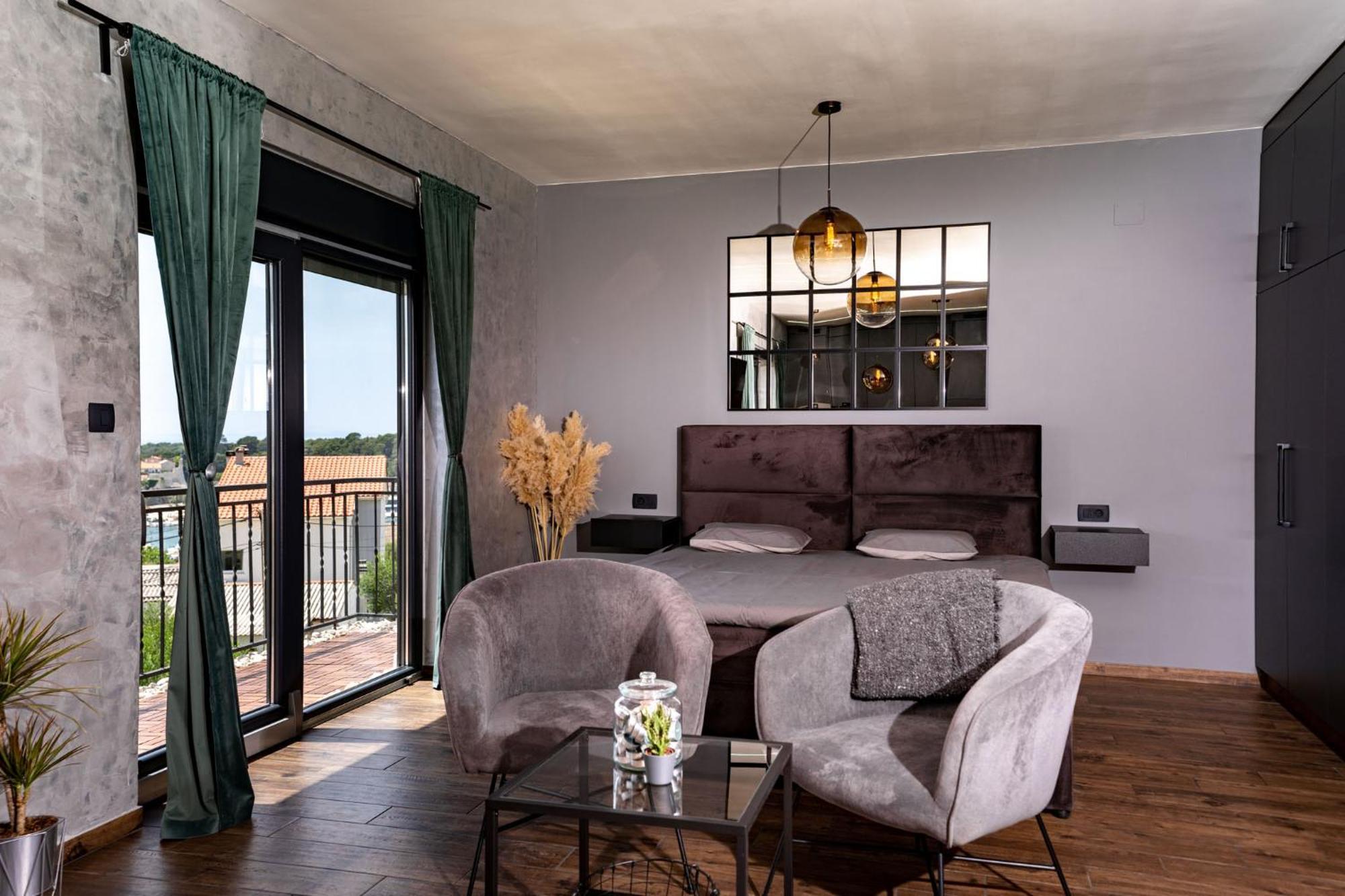 Modern Studio With A Beautiful View 拉布 外观 照片
